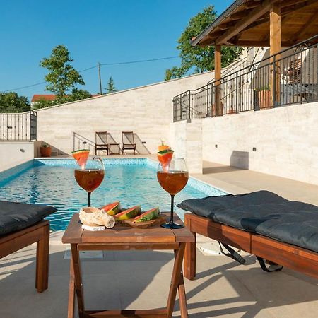 Modern Rustic Villa Kate Бенковаць Екстер'єр фото