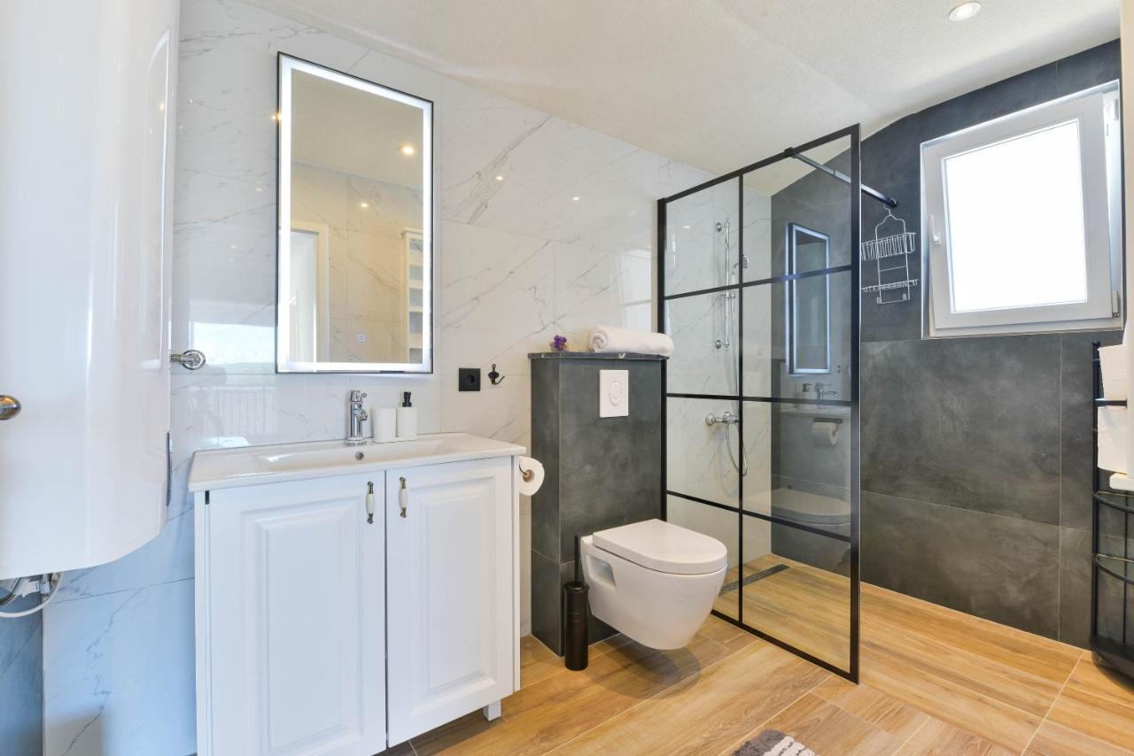 Modern Rustic Villa Kate Бенковаць Екстер'єр фото