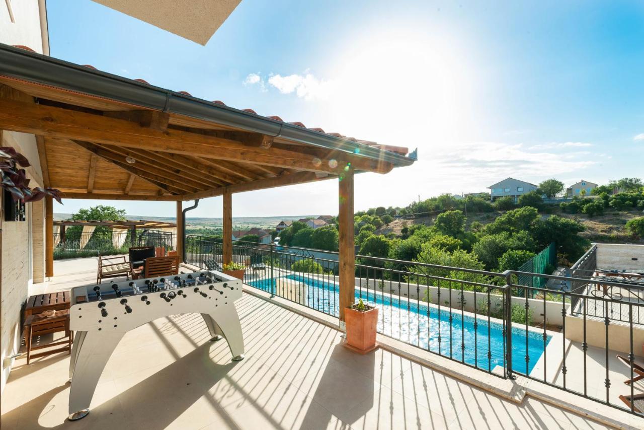 Modern Rustic Villa Kate Бенковаць Екстер'єр фото